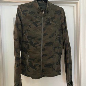 Lululemon Camo Print Jacket Forme
